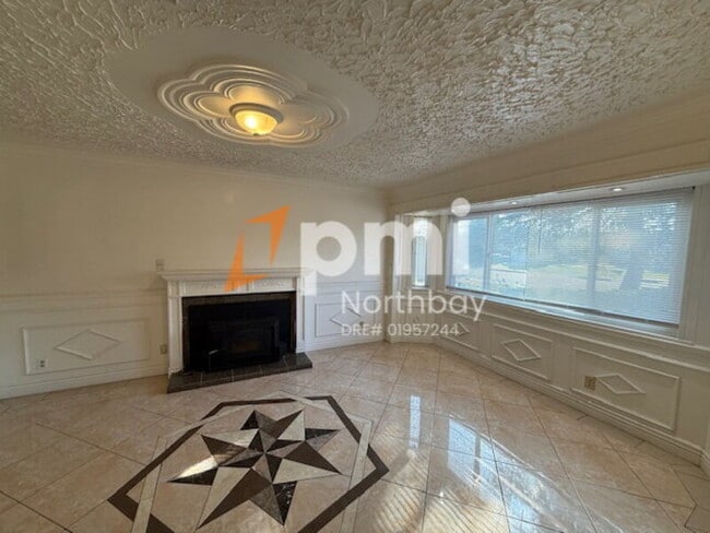 2950 Juniper St in Fairfield, CA - Building Photo - Building Photo