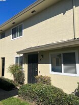 2221 Partridge Way in Union City, CA - Building Photo