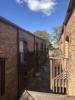 Campus Colony in Nacogdoches, TX - Building Photo