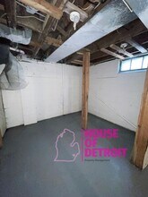 20060 Hickory St in Detroit, MI - Building Photo - Building Photo