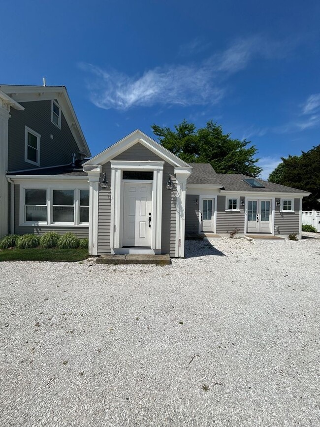 property at 8 South St
