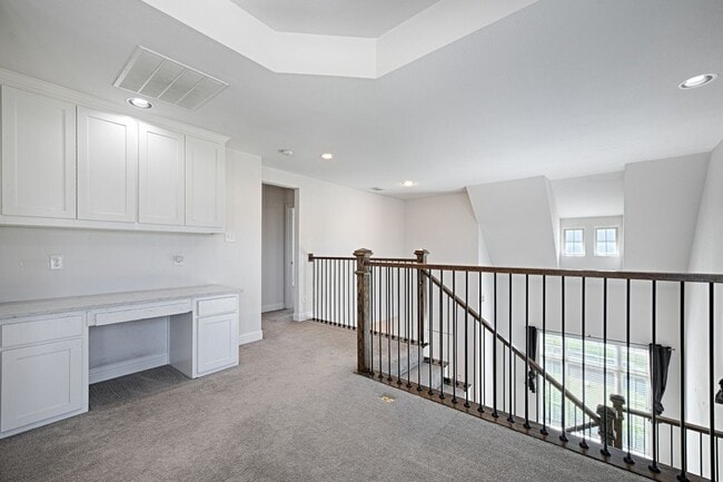property at 4524 Del Rey Ave