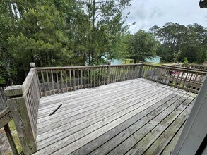 6206 W Desoto St in Bay St. Louis, MS - Foto de edificio - Building Photo