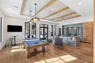 Flora in Summerville, SC - Building Photo