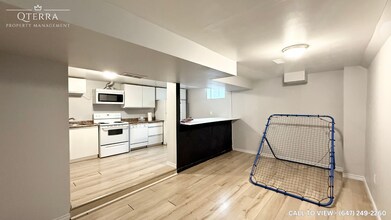 2-304 Langlaw Dr in Cambridge, ON - Building Photo - Building Photo