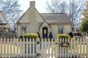 1404 Greenwood Ave in Nashville, TN - Building Photo