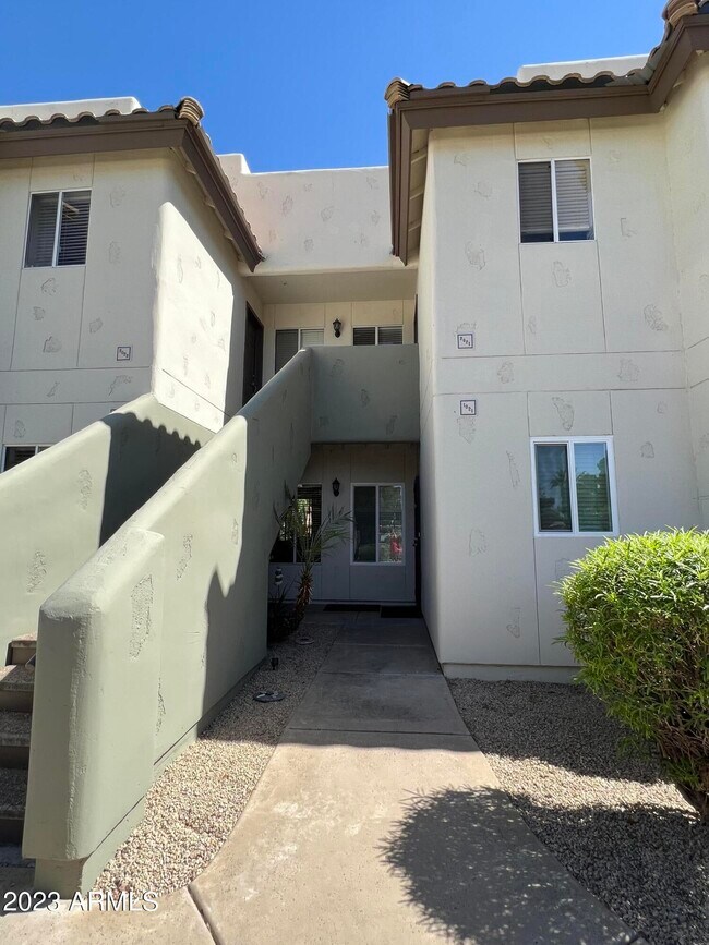 1825 W Ray Rd in Chandler, AZ - Building Photo - Building Photo