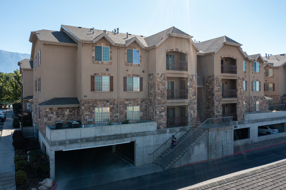 Newport Village in Orem, UT - Building Photo