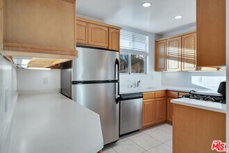 432 N Palm Dr in Beverly Hills, CA - Building Photo - Building Photo