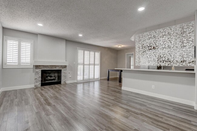 7905 Idledale Ct in Las Vegas, NV - Foto de edificio - Building Photo