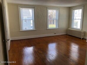 43 First Street-Unit -2L in Waterford, NY - Building Photo - Building Photo