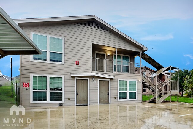 property at 708 W 6th St