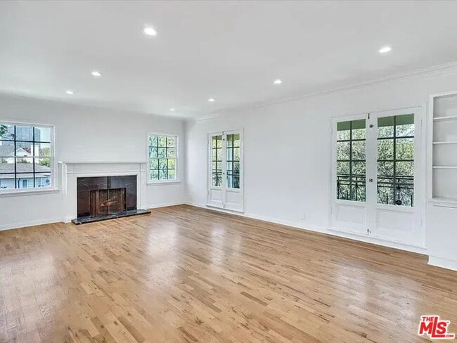 1703 Kelton Ave in Los Angeles, CA - Building Photo - Building Photo