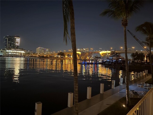 property at 1775 Harbourview Dr