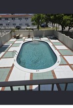 11610 N Bayshore Dr in North Miami, FL - Building Photo - Building Photo