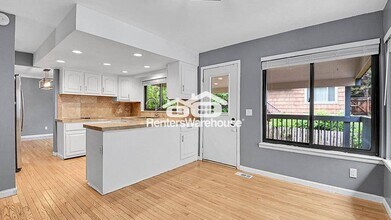 10222 W Ida Ave in Littleton, CO - Building Photo - Building Photo