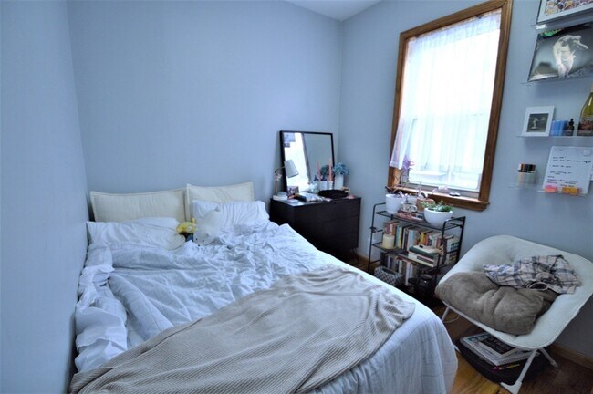179 Putnam St, Unit 2