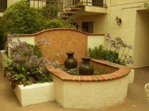 615-621 Milford St in Glendale, CA - Foto de edificio - Building Photo