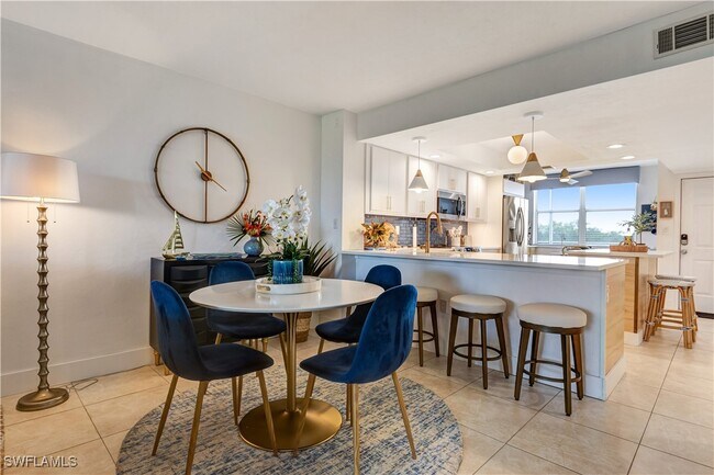 property at 285 Naples Cove Dr