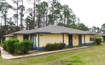 260 Crow Rd in Pensacola, FL - Building Photo - Building Photo