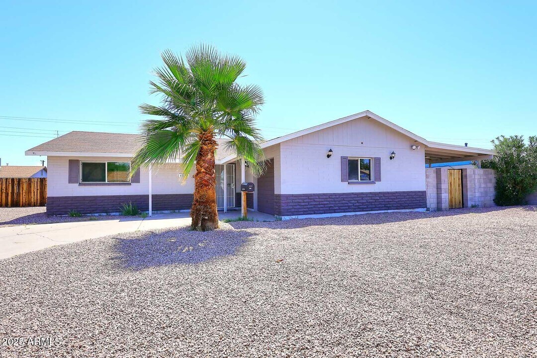 4031 N 81st Ave in Phoenix, AZ - Building Photo