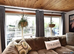 285 East Ave in Norwalk, CT - Building Photo - Building Photo