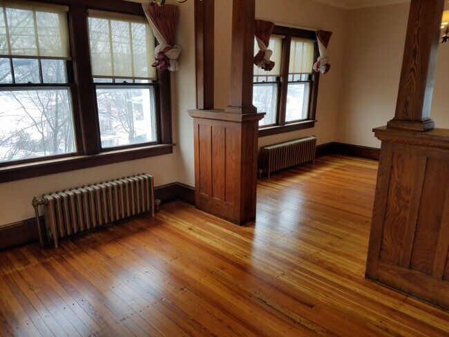 75 Parsonage St in Pittston, PA - Building Photo - Building Photo