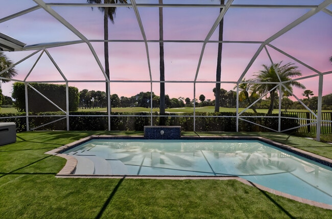 6778 Oakmont Way in West Palm Beach, FL - Building Photo - Building Photo