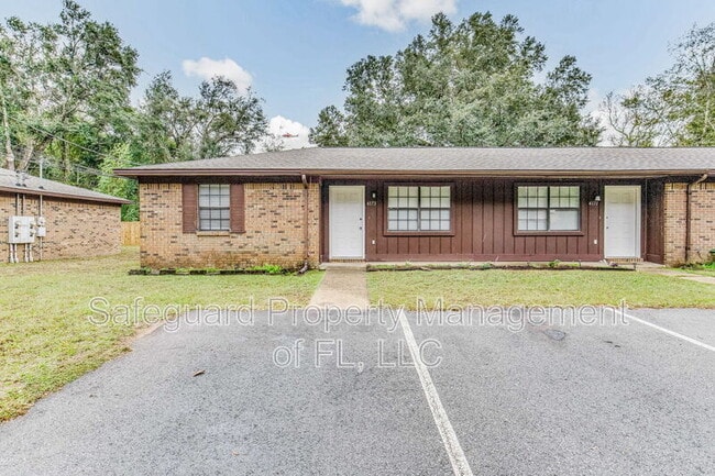 4173 Ravenwood Dr in Pace, FL - Building Photo - Building Photo