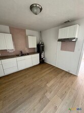 1410 Mulford St in Killeen, TX - Building Photo - Building Photo