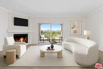 3401 S Bentley Ave in Los Angeles, CA - Building Photo - Building Photo