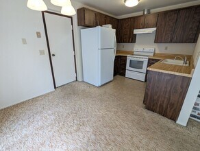 239 Burton Mesa Blvd in Lompoc, CA - Building Photo - Building Photo