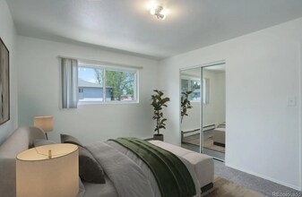 2565 S Sheridan Blvd in Lakewood, CO - Building Photo - Building Photo