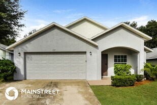 137 W 20th St in Apopka, FL - Building Photo
