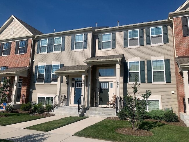 property at 285 Lakeshore Dr