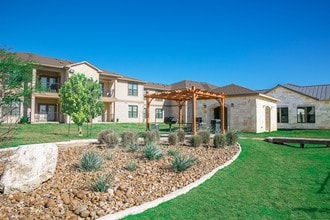 The Reserve at Lone Oak in San Antonio, TX - Foto de edificio - Building Photo