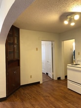 820 S Avenue A in Portales, NM - Foto de edificio - Building Photo