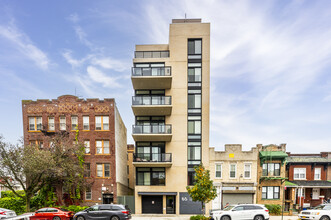 The Terraces in Brooklyn, NY - Building Photo - Building Photo