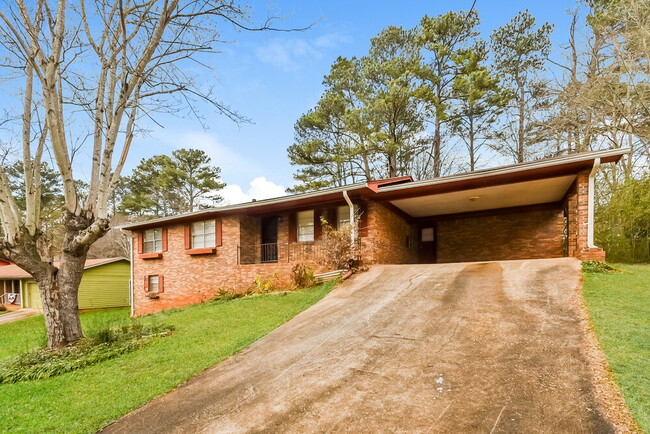 4667 Cresant Ln in Douglasville, GA - Building Photo - Building Photo