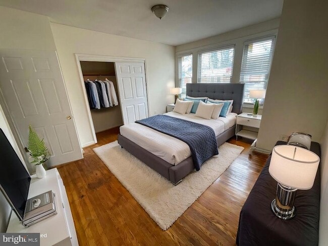 166 E Tulpehocken St in Philadelphia, PA - Building Photo - Building Photo