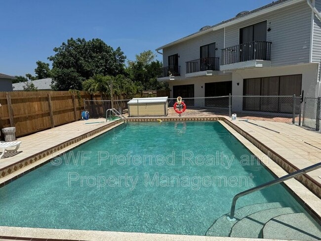 property at 4318 SE 5th Ave