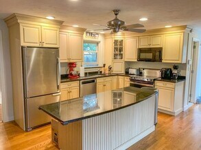23 Ames Ave in Lexington, MA - Building Photo - Building Photo
