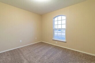 5801 Hercules Ave in Killeen, TX - Building Photo - Building Photo