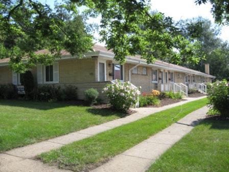 5009 Florence Ave, Unit 2 in Downers Grove, IL - Foto de edificio - Building Photo