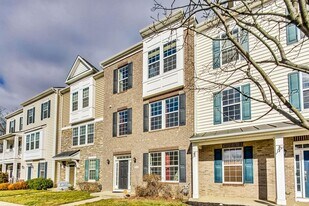2814 Shearwater Ln in Frederick, MD - Building Photo