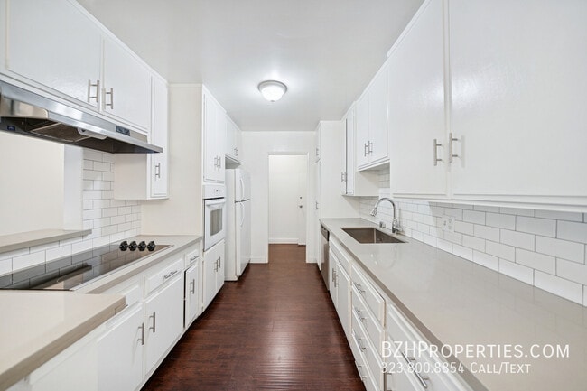 105 S Orlando Ave in Los Angeles, CA - Building Photo - Building Photo