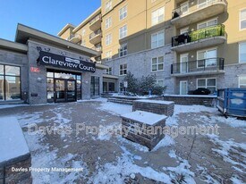 4245-4139 139 Ave NW in Edmonton, AB - Building Photo