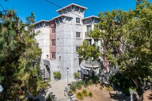 Chang Commons in Pasadena, CA - Building Photo