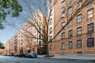 2199 Holland Ave in Bronx, NY - Building Photo - Building Photo