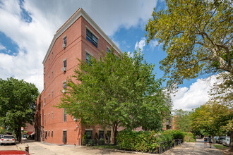 286-290 Clinton Ave in Brooklyn, NY - Foto de edificio - Building Photo